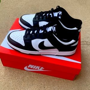 Nike dunk lows “Panda” (Size 10)